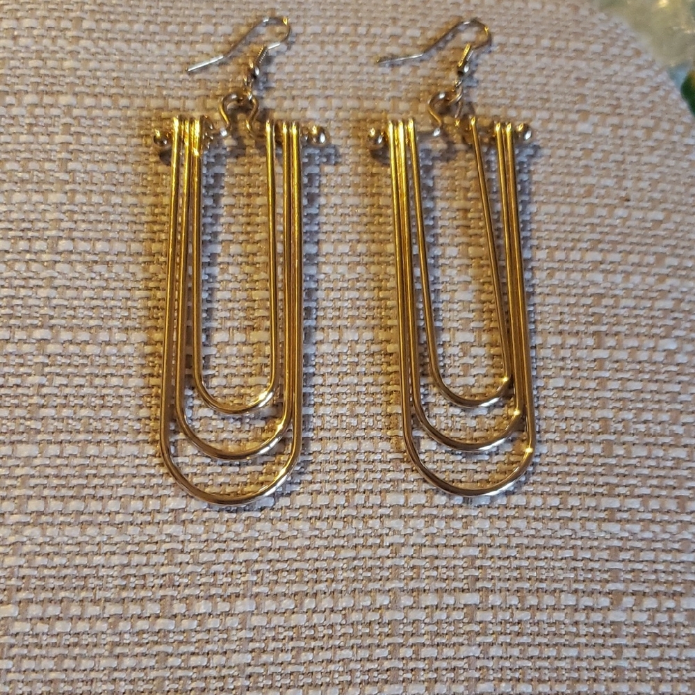 Vintage Elegant Gold Dangle Earrings